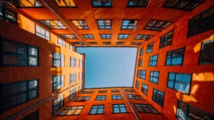 Elegir bien el seguro de comunidad de propietarios depende de las características del edificio
